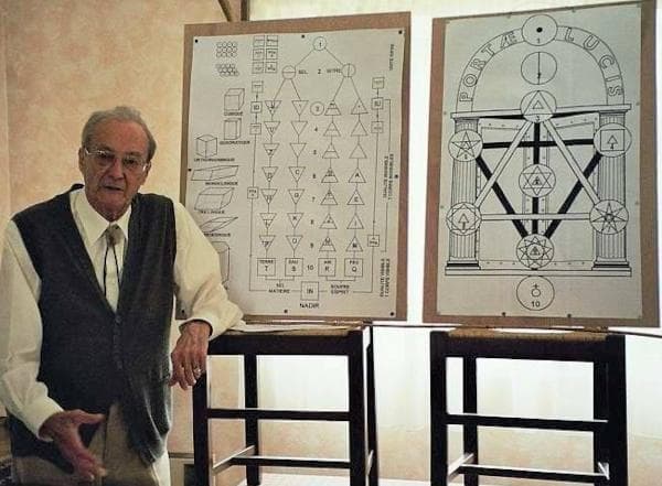 Entrevista com o alquimista Jean Dubuis