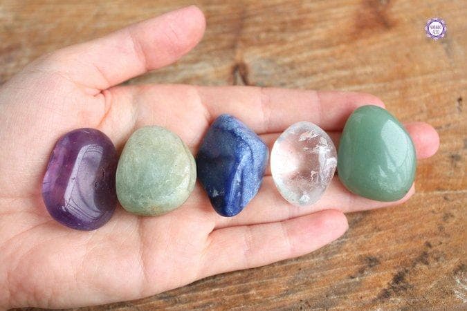 Introdução ao uso mágico de cristais